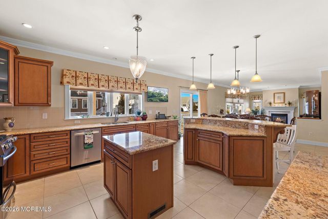 305 Sloop Lane, Mantoloking, NJ 08738