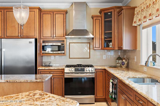 305 Sloop Lane, Mantoloking, NJ 08738