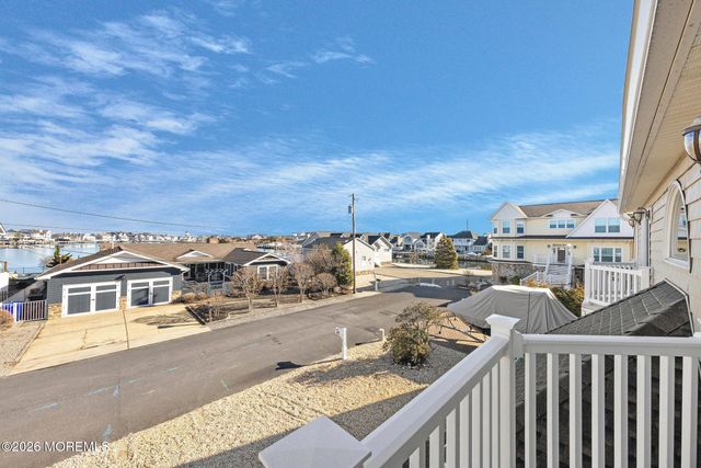 305 Sloop Lane, Mantoloking, NJ 08738