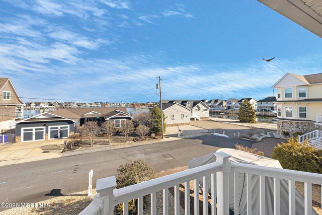 305 Sloop Lane, Mantoloking, NJ 08738