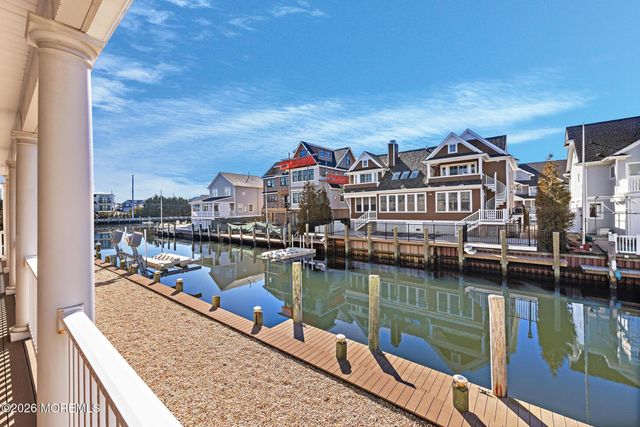 305 Sloop Lane, Mantoloking, NJ 08738