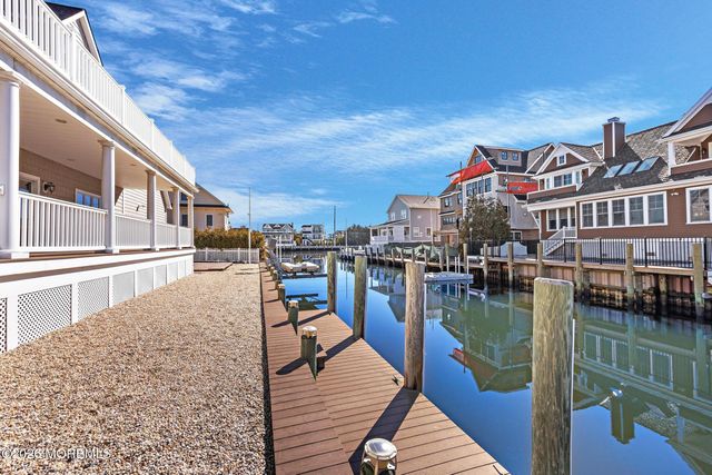 305 Sloop Lane, Mantoloking, NJ 08738