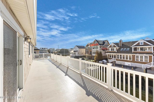 305 Sloop Lane, Mantoloking, NJ 08738