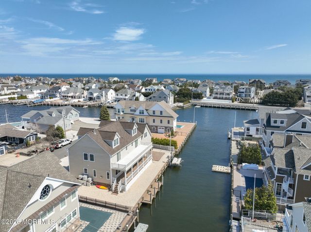 305 Sloop Lane, Mantoloking, NJ 08738