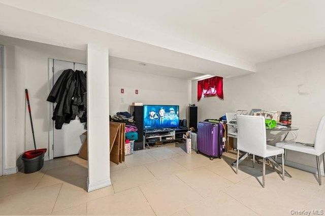 229-24 EDGEWOOD Avenue, Laurelton, NY 11413