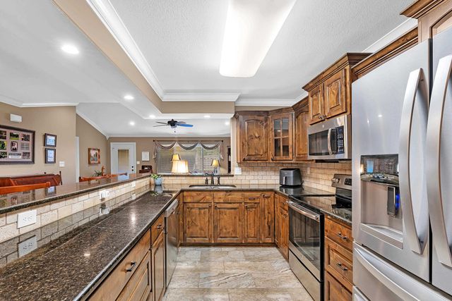 1807 Yellowstone, Longview, TX 75605