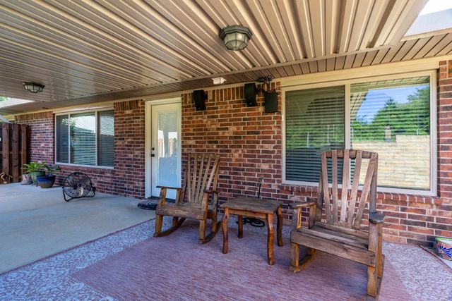 1807 Yellowstone, Longview, TX 75605