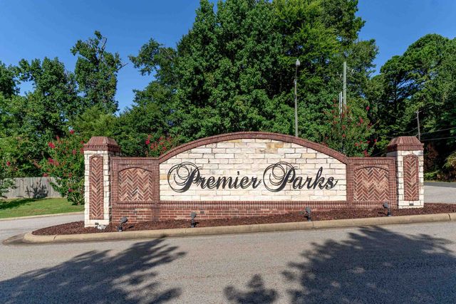 1807 Yellowstone, Longview, TX 75605