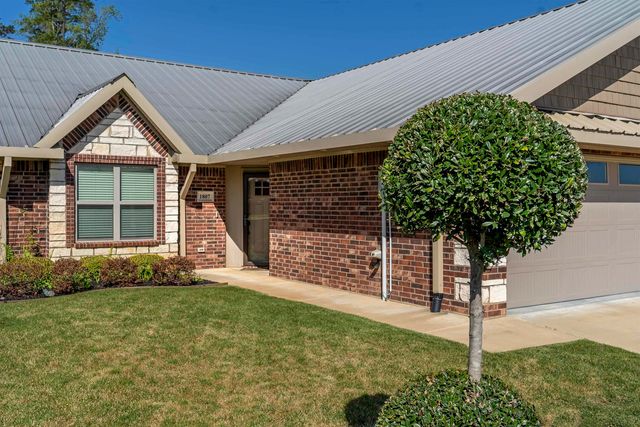 1807 Yellowstone, Longview, TX 75605