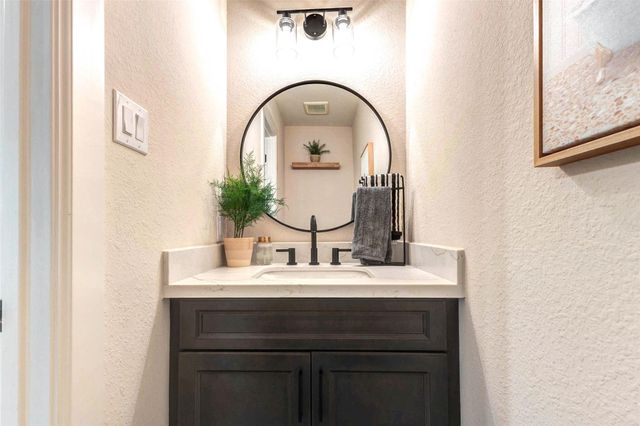 11005 Upland Forest Drive, Houston, TX 77043