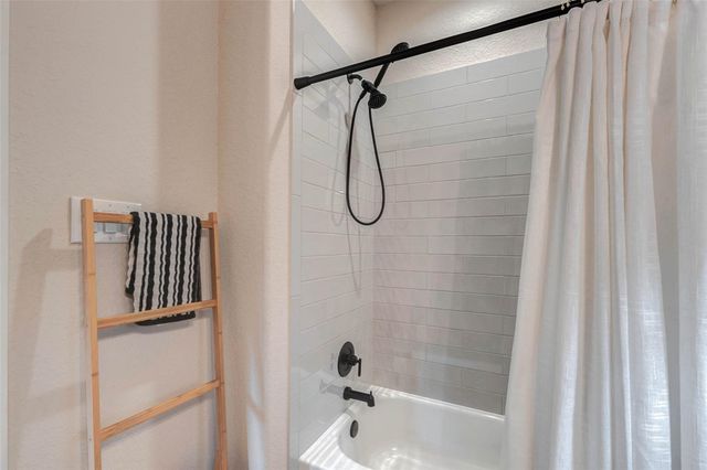 11005 Upland Forest Drive, Houston, TX 77043