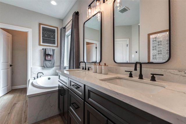 11005 Upland Forest Drive, Houston, TX 77043