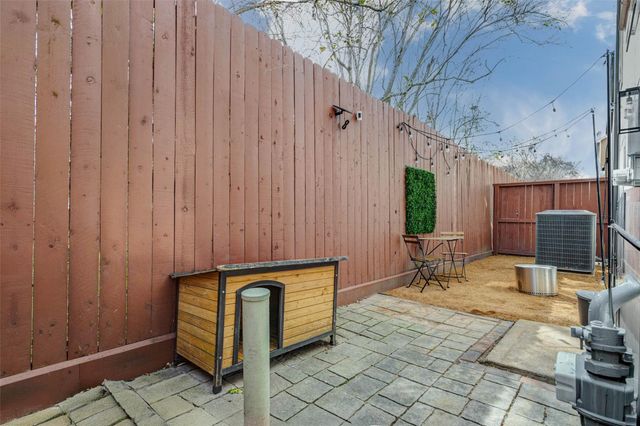 11005 Upland Forest Drive, Houston, TX 77043