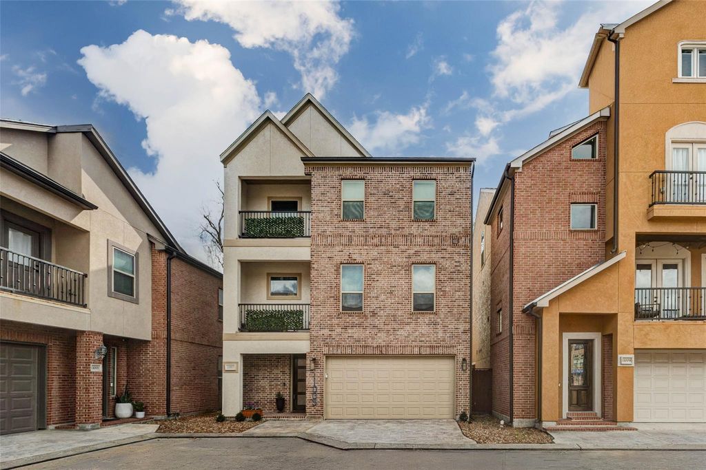 11005 Upland Forest Drive, Houston, TX 77043