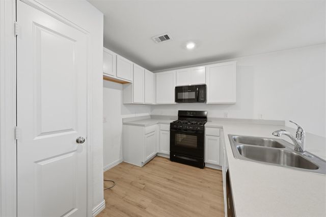 3358 Avary River Lane, Richmond, TX 77406