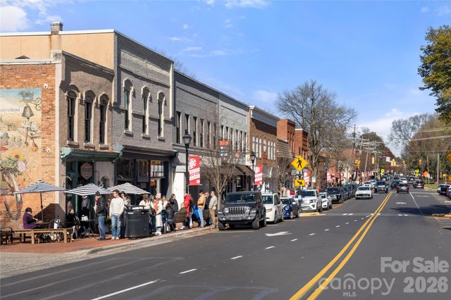 11916 Westbranch Parkway, Davidson, NC 28036