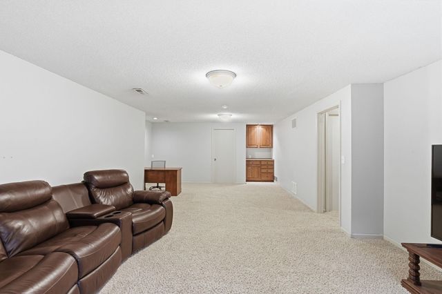 12106 W Autumn Ridge Ct, Wichita, KS 67235