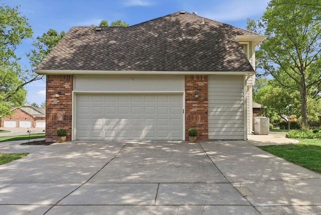 12106 W Autumn Ridge Ct, Wichita, KS 67235