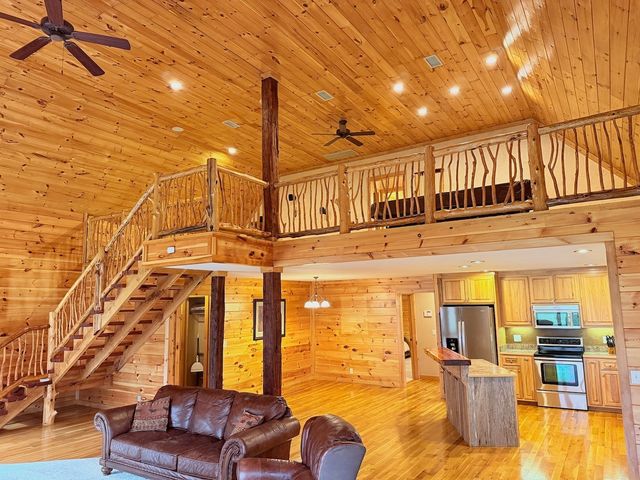 12112 Paw Paw Springs Rd, Arrington, TN 37014