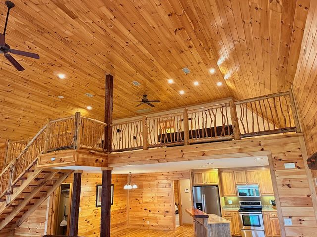 12112 Paw Paw Springs Rd, Arrington, TN 37014