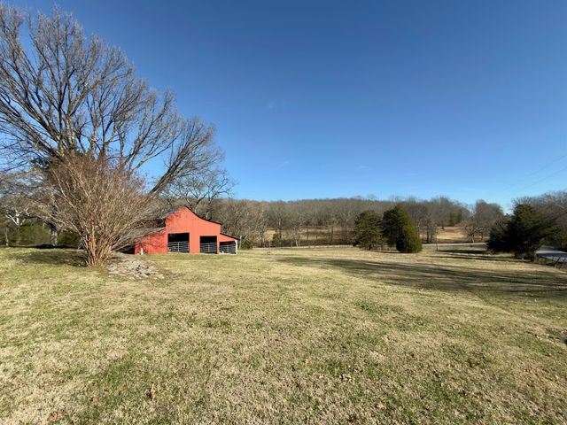 12112 Paw Paw Springs Rd, Arrington, TN 37014