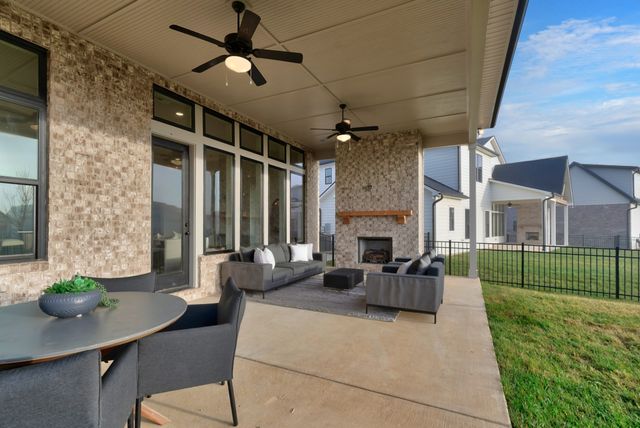 7509 Sutcliff Drive, College Grove, TN 37046