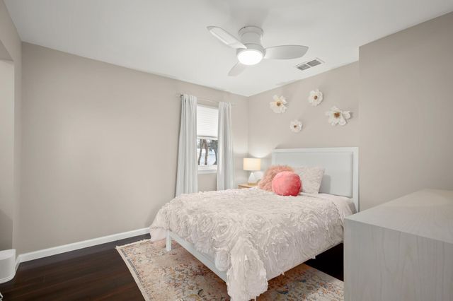 1813 Crooked LN, Austin, TX 78741