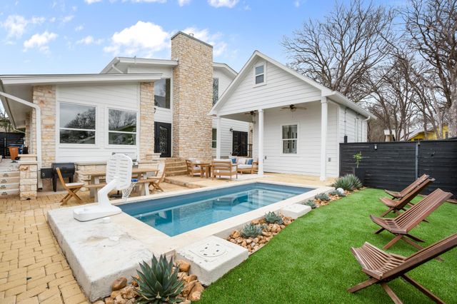 1813 Crooked LN, Austin, TX 78741