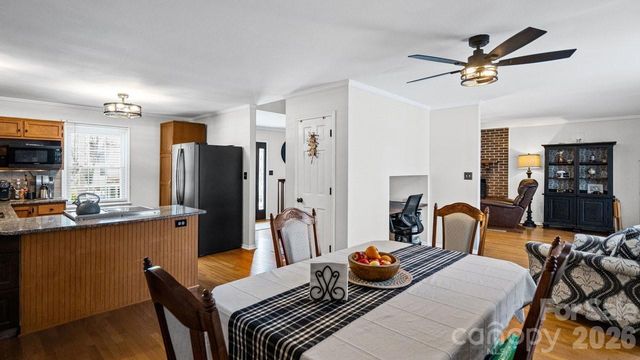 1212 Ashford Street, Charlotte, NC 28214