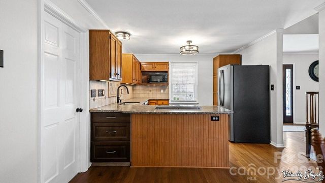 1212 Ashford Street, Charlotte, NC 28214