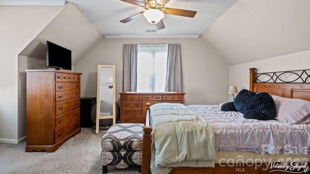 1212 Ashford Street, Charlotte, NC 28214