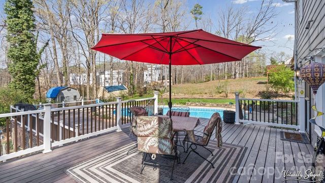 1212 Ashford Street, Charlotte, NC 28214