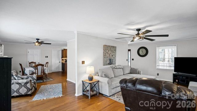 1212 Ashford Street, Charlotte, NC 28214