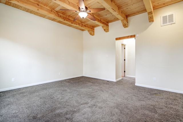 2401 Kestrel Court NW, Albuquerque, NM 87107