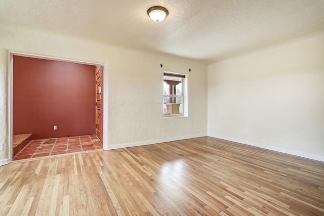 2401 Kestrel Court NW, Albuquerque, NM 87107