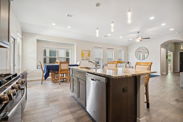 6724 Llano Stage TRL, Austin, TX 78738