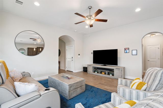 6724 Llano Stage TRL, Austin, TX 78738