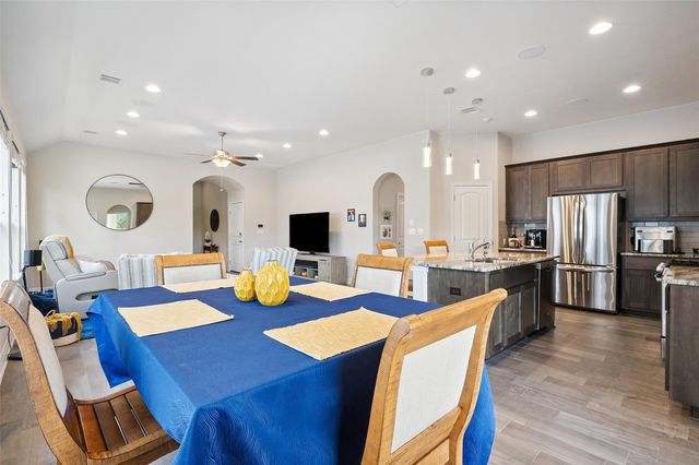 6724 Llano Stage TRL, Austin, TX 78738