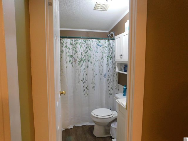 791 New Harmony Rd., Benton, KY 42025