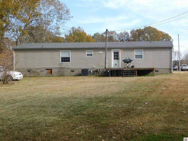 791 New Harmony Rd., Benton, KY 42025