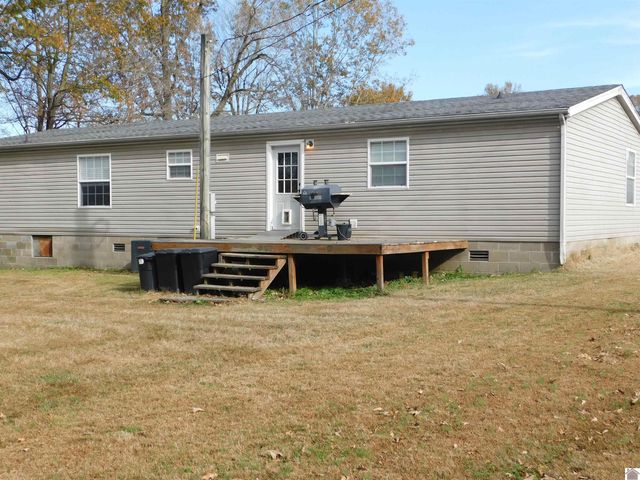 791 New Harmony Rd., Benton, KY 42025