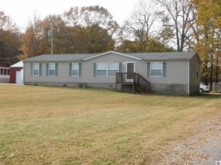 791 New Harmony Rd., Benton, KY 42025