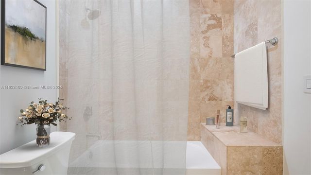 3559 Forest View Cir, Dania Beach, FL 33312