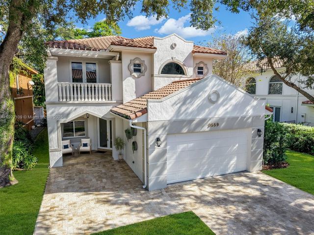 3559 Forest View Cir, Dania Beach, FL 33312