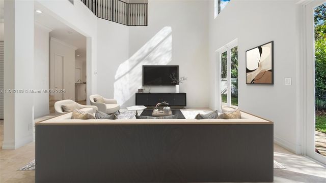 3559 Forest View Cir, Dania Beach, FL 33312