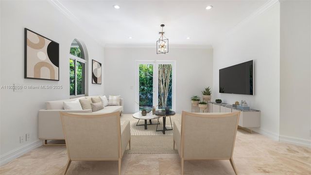 3559 Forest View Cir, Dania Beach, FL 33312