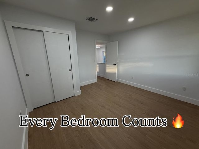 2462 ALBANY DRIVE, Kissimmee, FL 34758