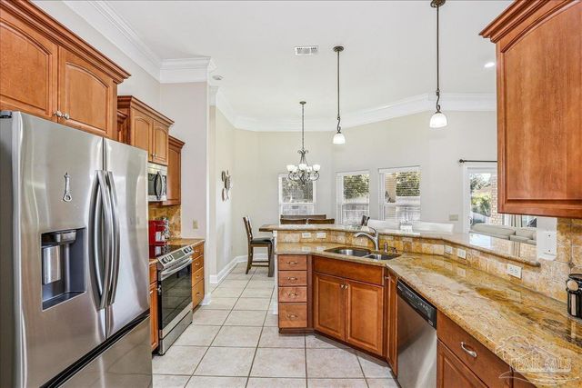 1777 Ravenna Dr, Navarre, FL 32566