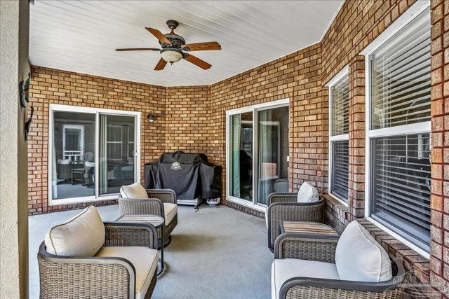 1777 Ravenna Dr, Navarre, FL 32566