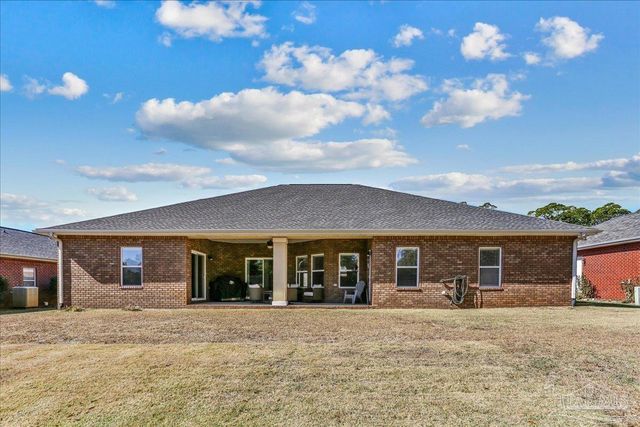 1777 Ravenna Dr, Navarre, FL 32566